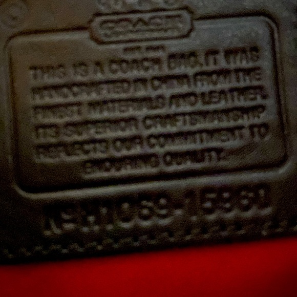 Authentic COACH purse! - Picture 3 of 4